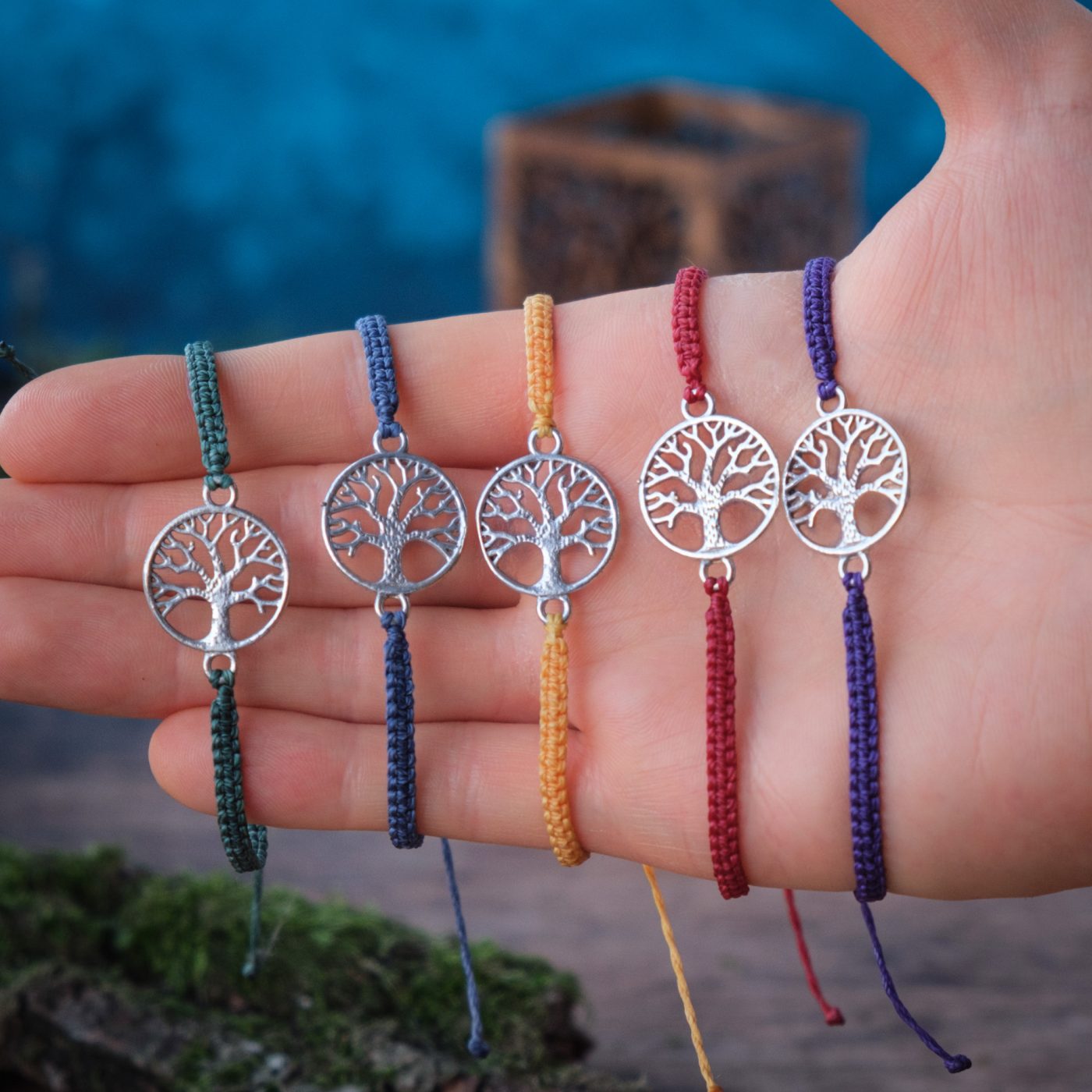 Verbundenheit 'Rhae' - Makramee Armband Schlicht mit Baum Metallverbinder Verbundenheit 'Rhae' - Makramee Armband Schlicht mit Baum Metallverbinder