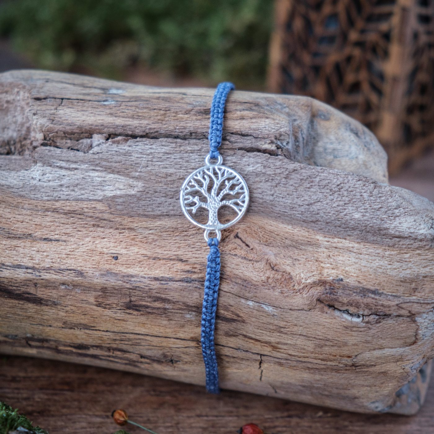 Verbundenheit 'Rhae' - Makramee Armband Schlicht mit Baum Metallverbinder Verbundenheit 'Rhae' - Makramee Armband Schlicht mit Baum Metallverbinder